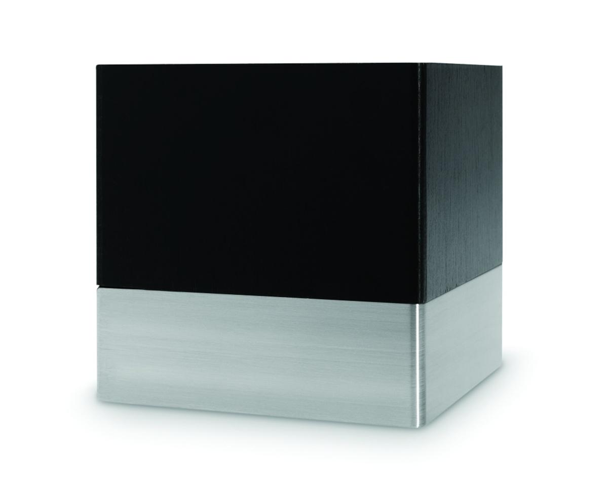 Jalka nelikulmainen musta