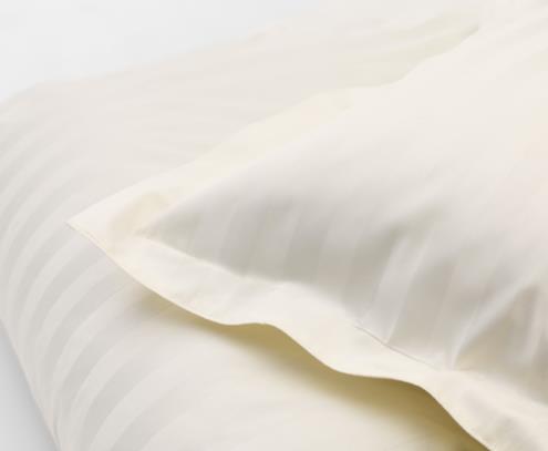 DUX-sänky vuodevaatteet satiini raidat beige